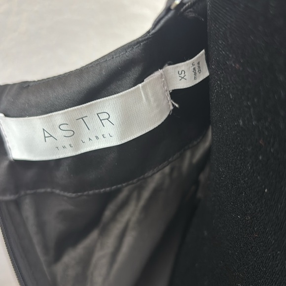 NWT ASTR String of Pearls Imitation Pearl Side Ruched Minidress 0112 - Picture 9 of 9